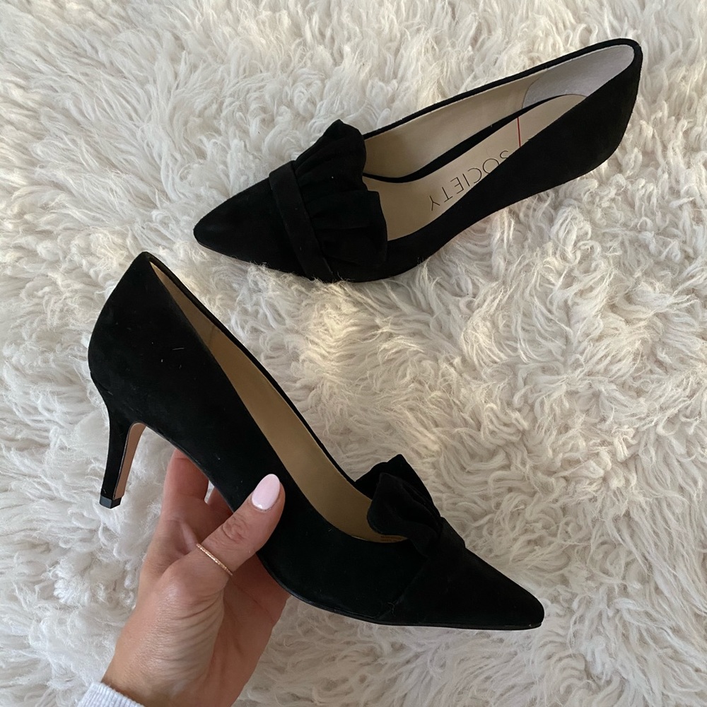 Black heels